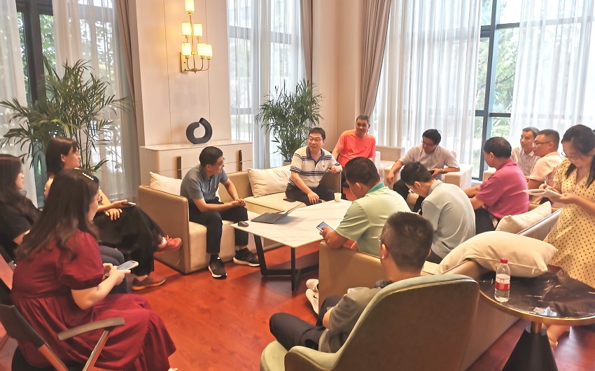 image001.jpg image001.jpg